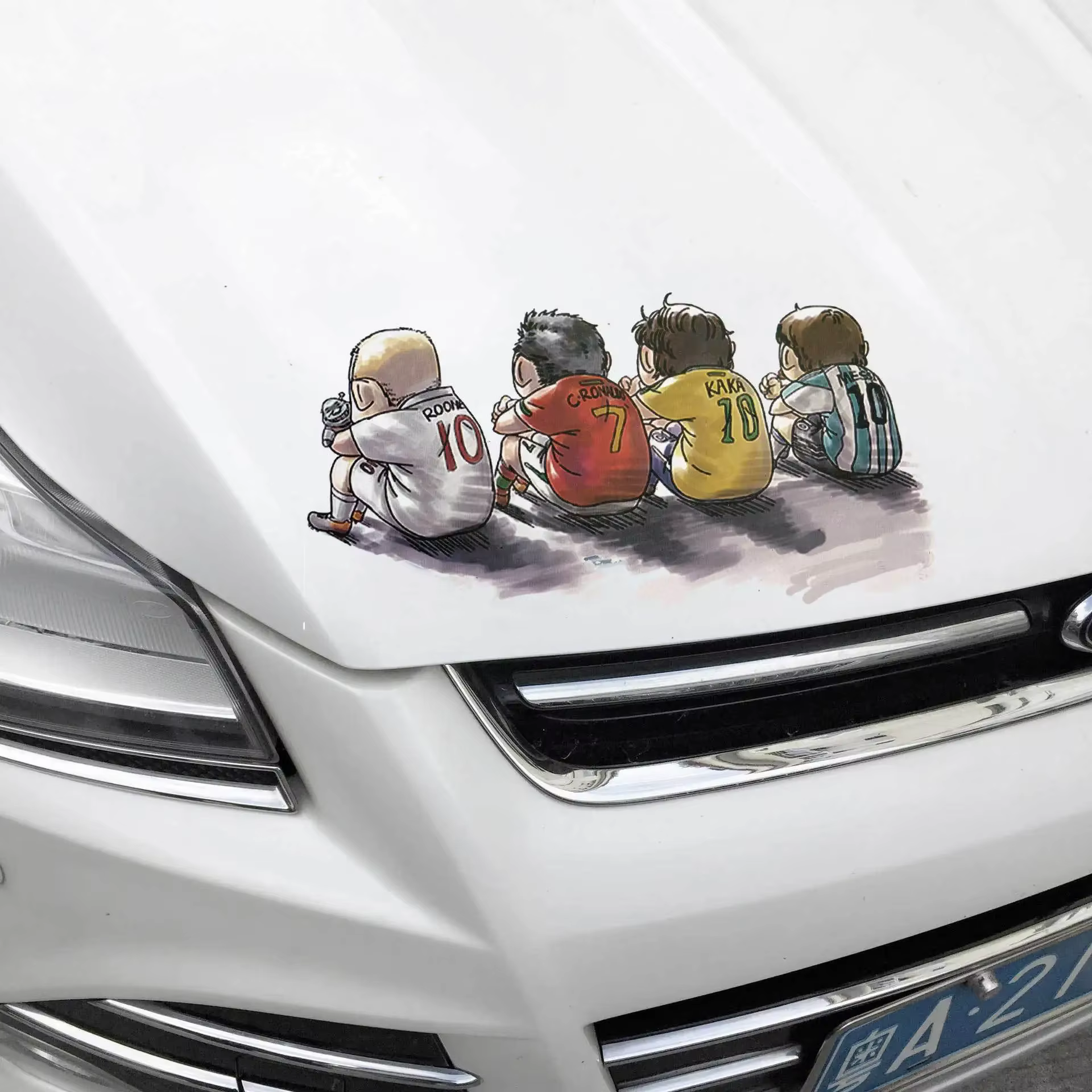 NEW 14X26cm Cartoon Soccer Player Car Decal for Bumper Tailgate Windshield Car Sticker Athlete Football Sport Auto Vehicle Decor
