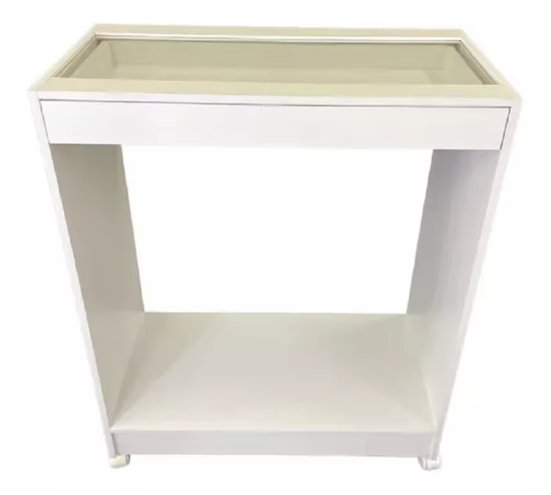 Arara Counter with Casters Practicality and Style for Clothing Organization