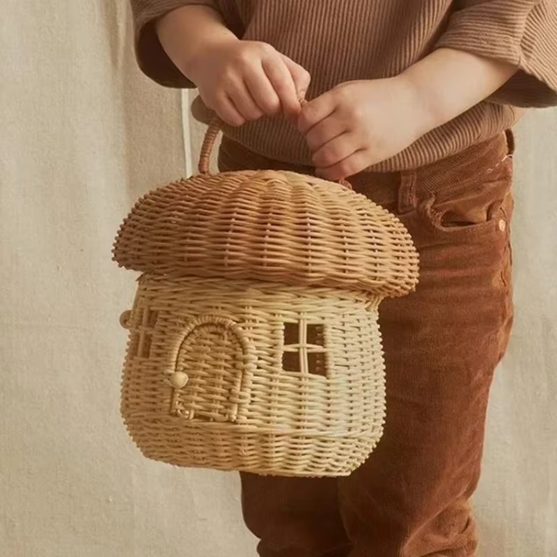 Rattan Woven Mushroom Basket Summer Portable Children Woven Bags Outdoor Vacation Picnic Baskets Kids Toy Sundries Organizer