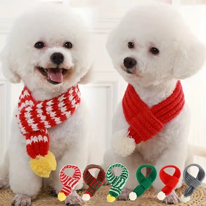 Pet Scarves Cats and Dogs Autumn and Winter Warm Christmas Bibs Knitted Scarves for Dogs