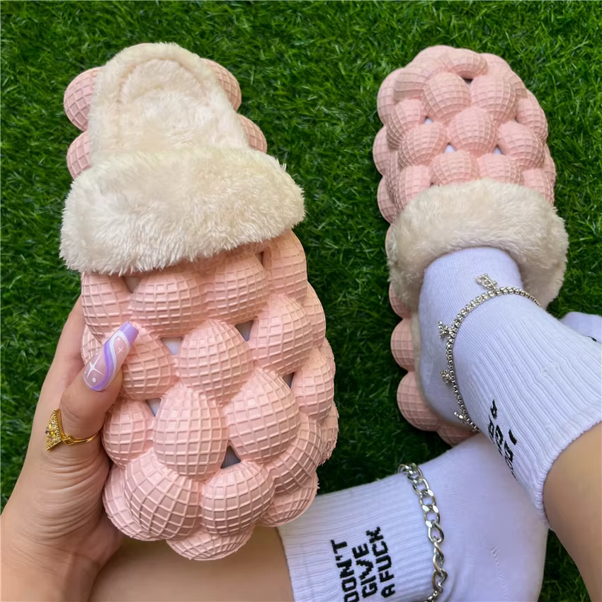 ZMPDXY Zapatos De Mujer Girls Warm Home Slides High Quality Bubble Ball Slippers Ladies Creative Flat Slippers Cute Garden Clogs