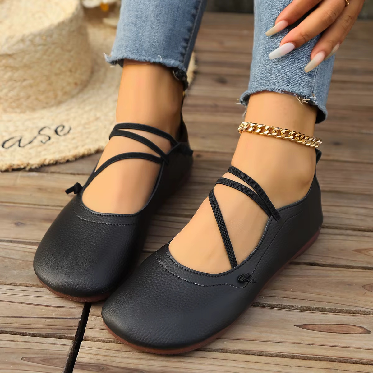 New Casual Flat Single Shoes Brand Designer Woman Square Toe Japanned Leather Flats Vintage Narrow Band Loafers Luxury Shoes