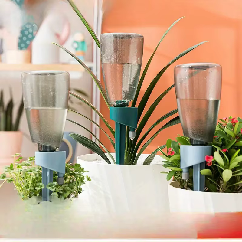 Watering artifact for business trips, automatic watering device for home drip irrigation, watering device for lazy people, potte