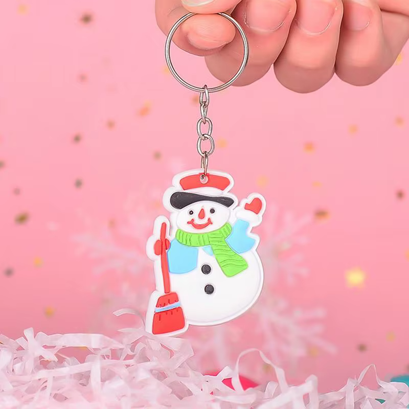 Cute Snowman Keychain Christmas Rubber Cartoon Keyring 2024 Xmas Festival Gifts for Women Men Handbag Pendants Key Chains