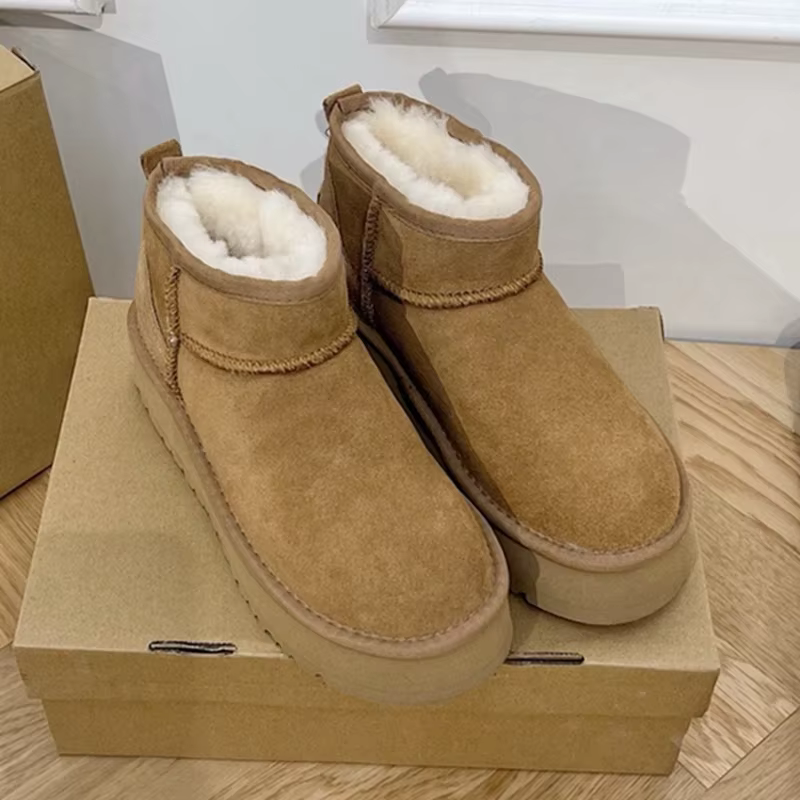 2024 스노우 부츠 여성 단관 두꺼운 면화 미끄럼 방지 겨울 신상 여성 신발 블랙 부츠 35-43