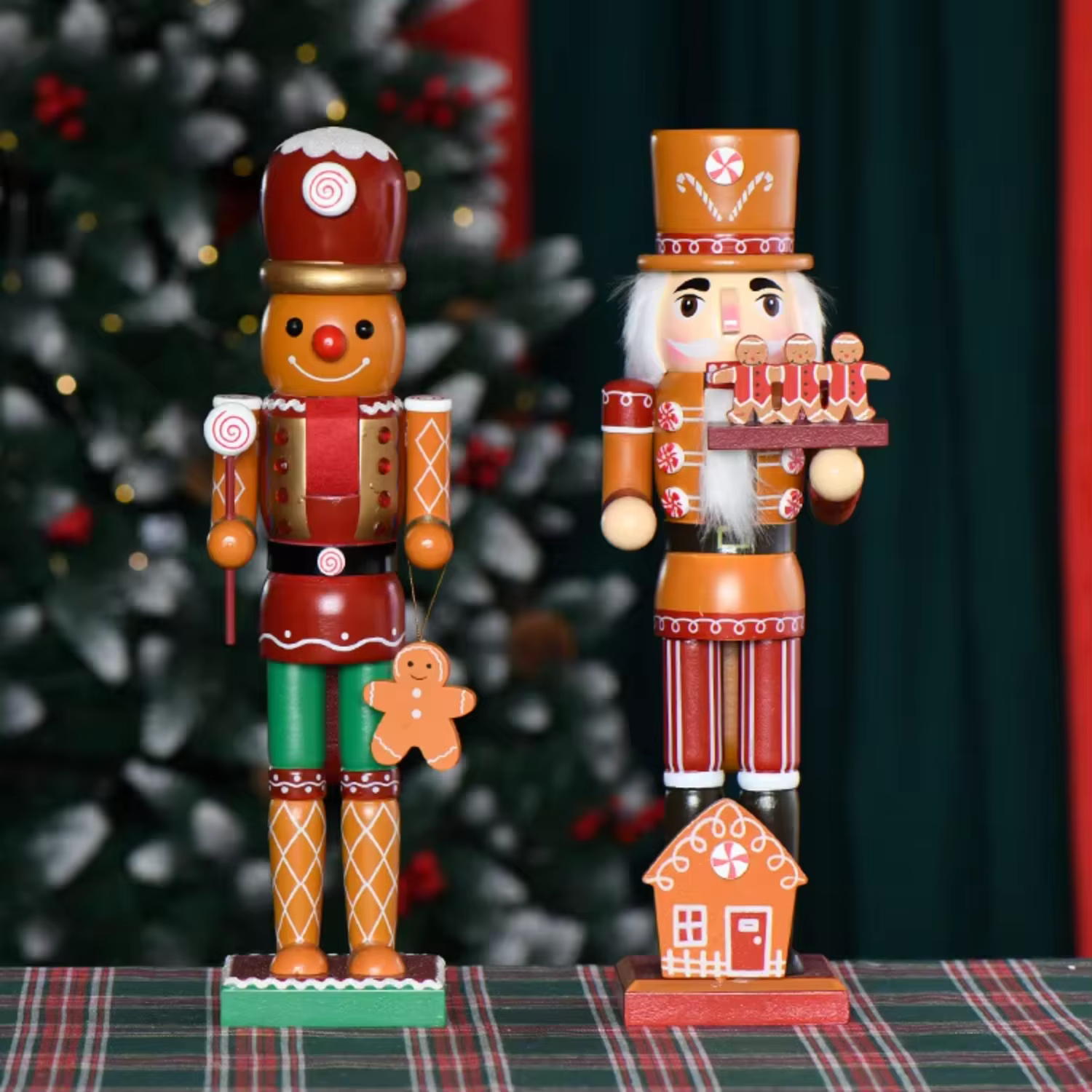 New Stylish Lovely Brown 14 Inch Gingerbread Christmas Wooden Nutcracker Soldier for Surprise