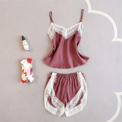 Pale Mauve