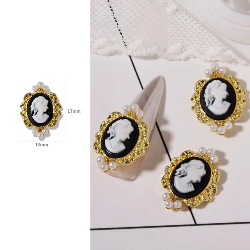 1Pc Retro Baroque Style Nail Charms Vintage Beauty Head Figure Nail Art Decor Pearl Photo Frame Nail Parts Manicure Accessories