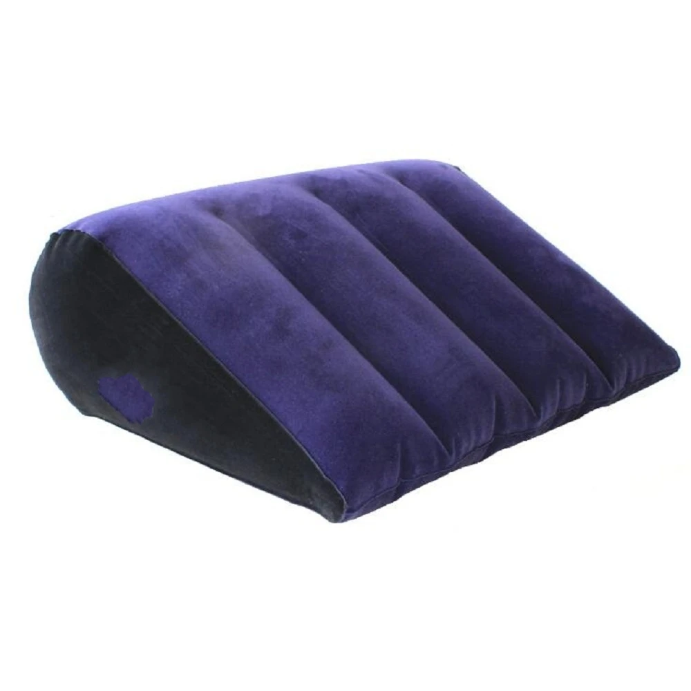 tri pillow