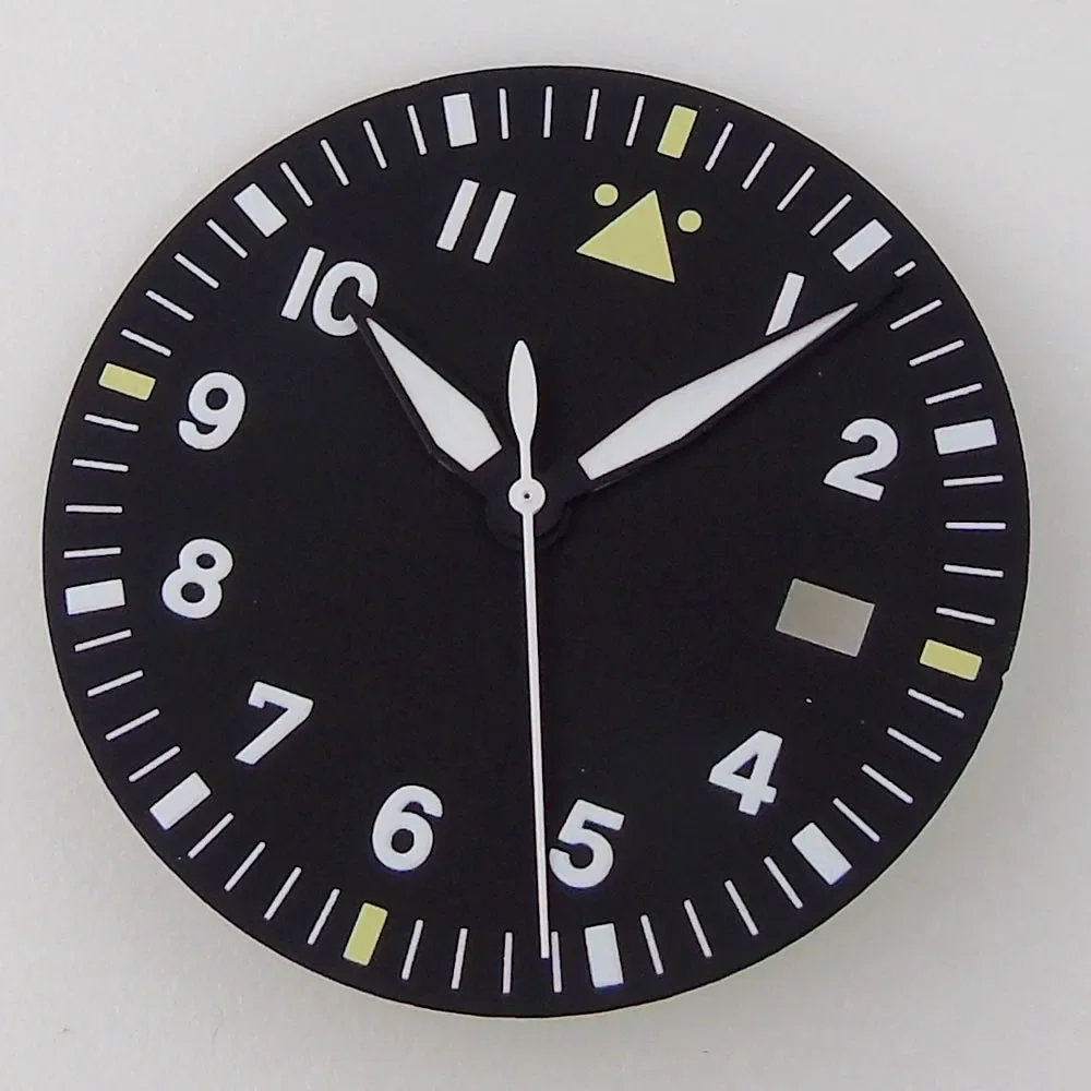A black 1 set