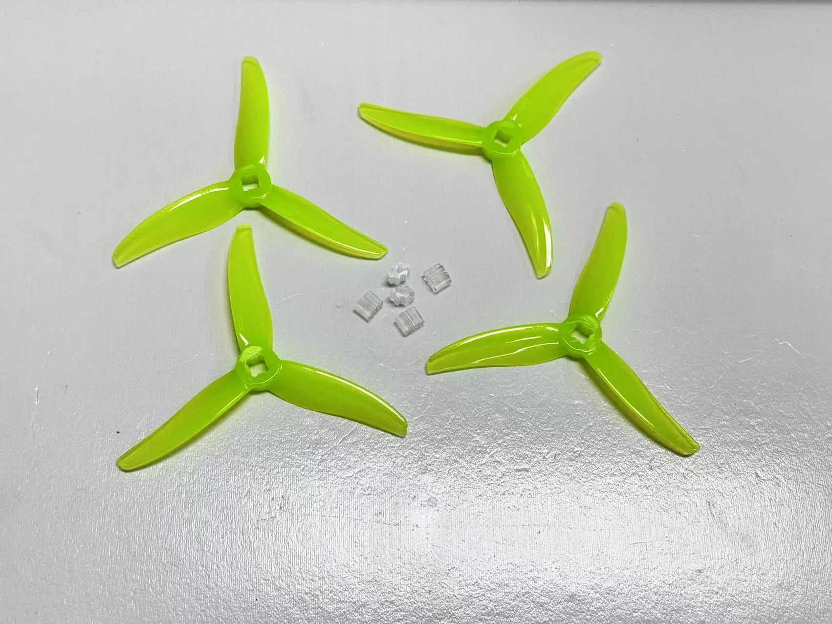 2Pairs 4pcs Gemfan Hurricane 3525 3.5X2.5X3 3-Blade PC Propeller M5&T-Mount for FPV Freestyle 3.5inch Toothpick Drones