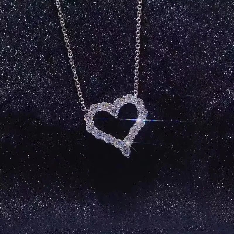 1.5mm D Moissanite