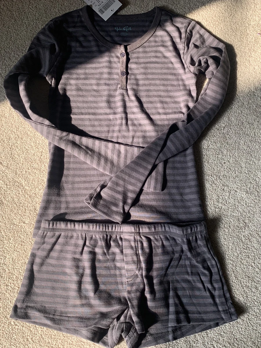 Grey striped set