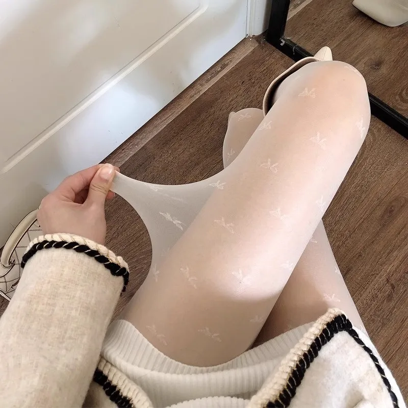 White-bow