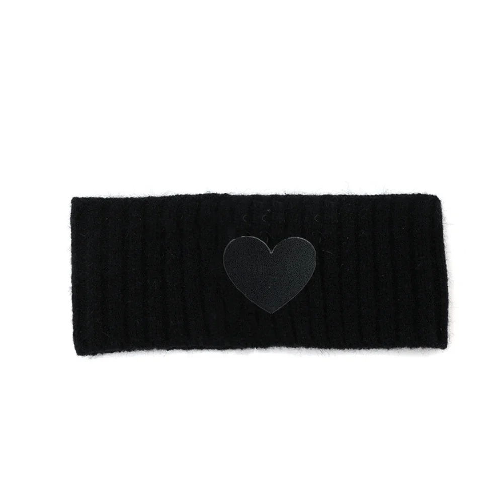BLACK-blk heart PU