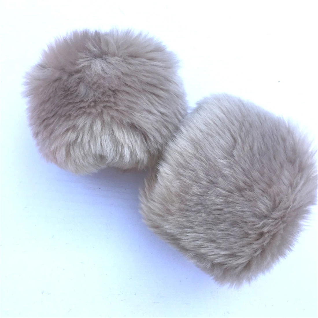 2pcs Winter Faux Fur Cuff Warm Fluffy Women Sweater Coat Decorate Cuffs Thicken Plush Wrist Protector Detachable Arm Warmer