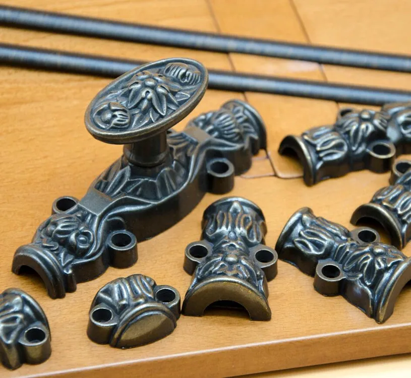 Vintage Black Color Cremone Bolt Big Size Small Size Door Window Handle Lock Retro Engraved Antique Cabinet Lock