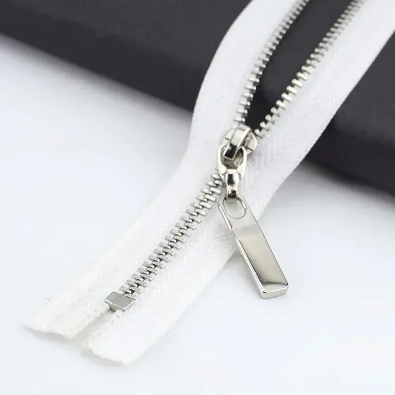 WhiteSilver