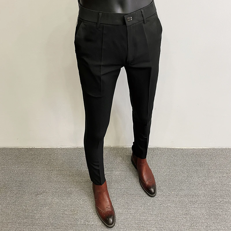 Black 04