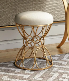 1 chair