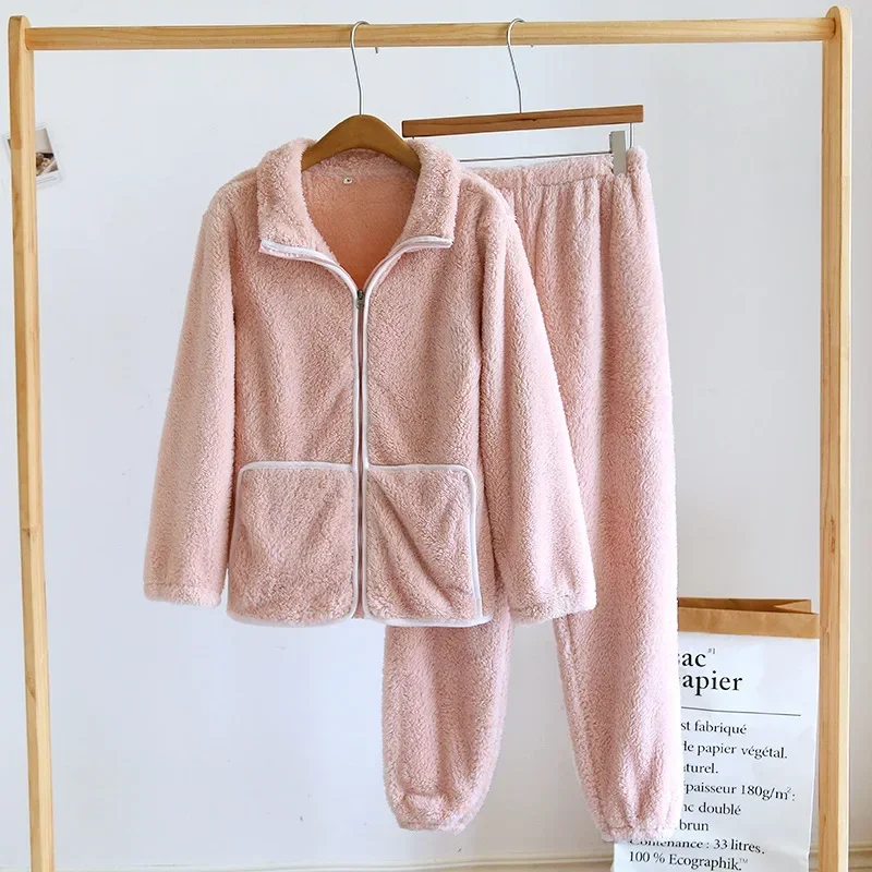 Pink (Women)