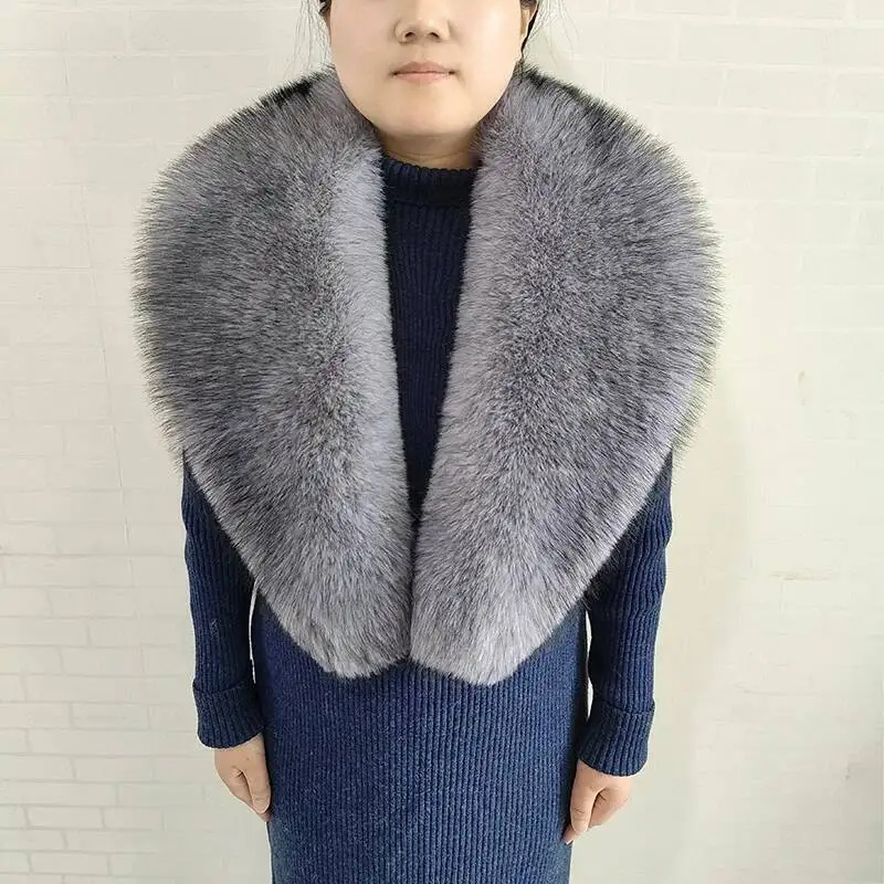Gray-Scarf
