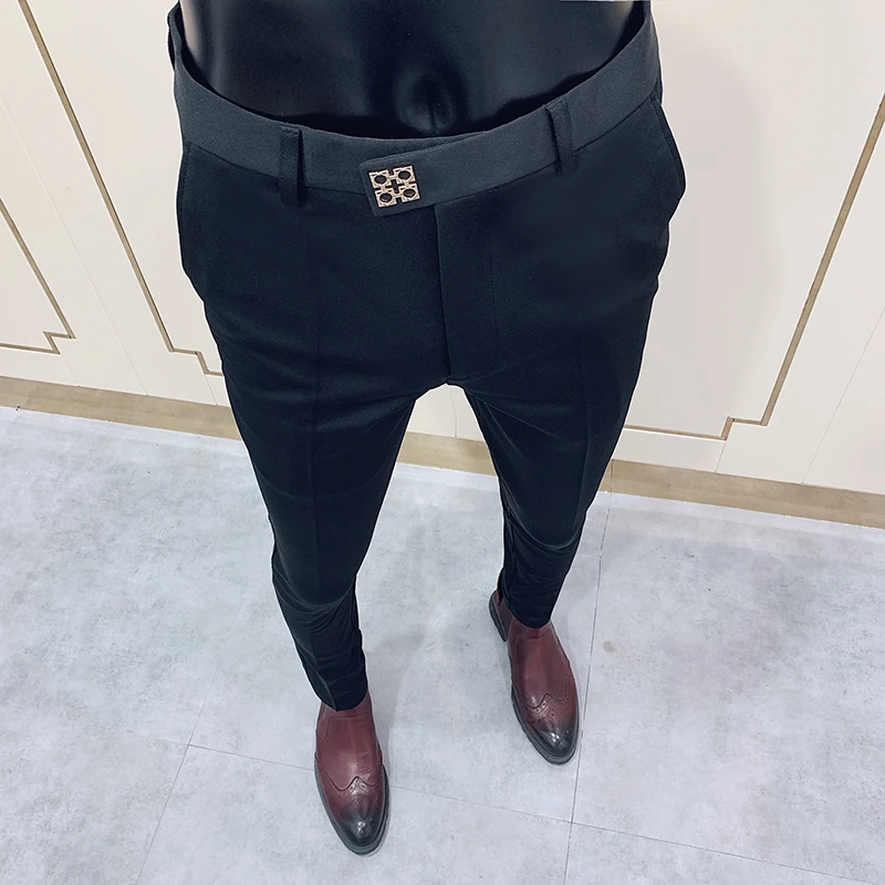 Black 02