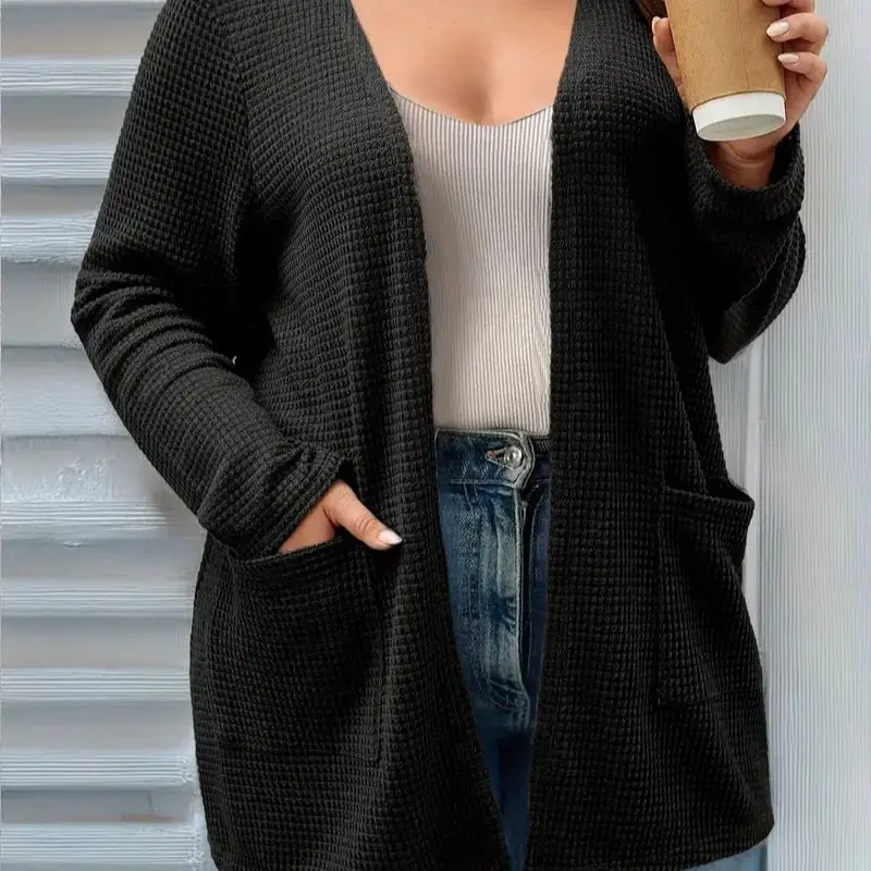 Plus size pure color pocket cardigan coat, casual long-sleeved shirt, suitable for spring and autumn wear, women plus size cloth