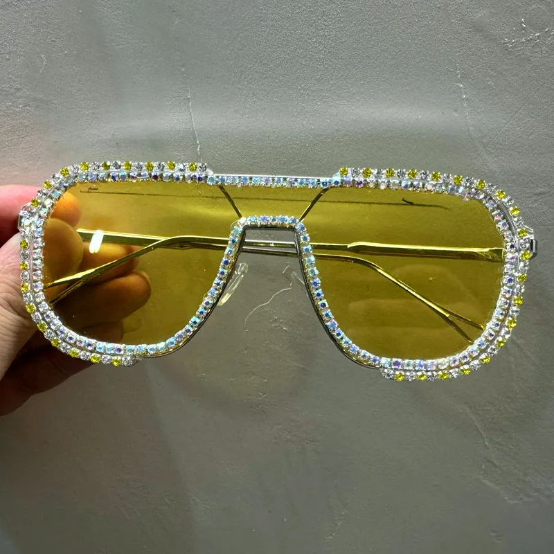 Clear-Yellow.
