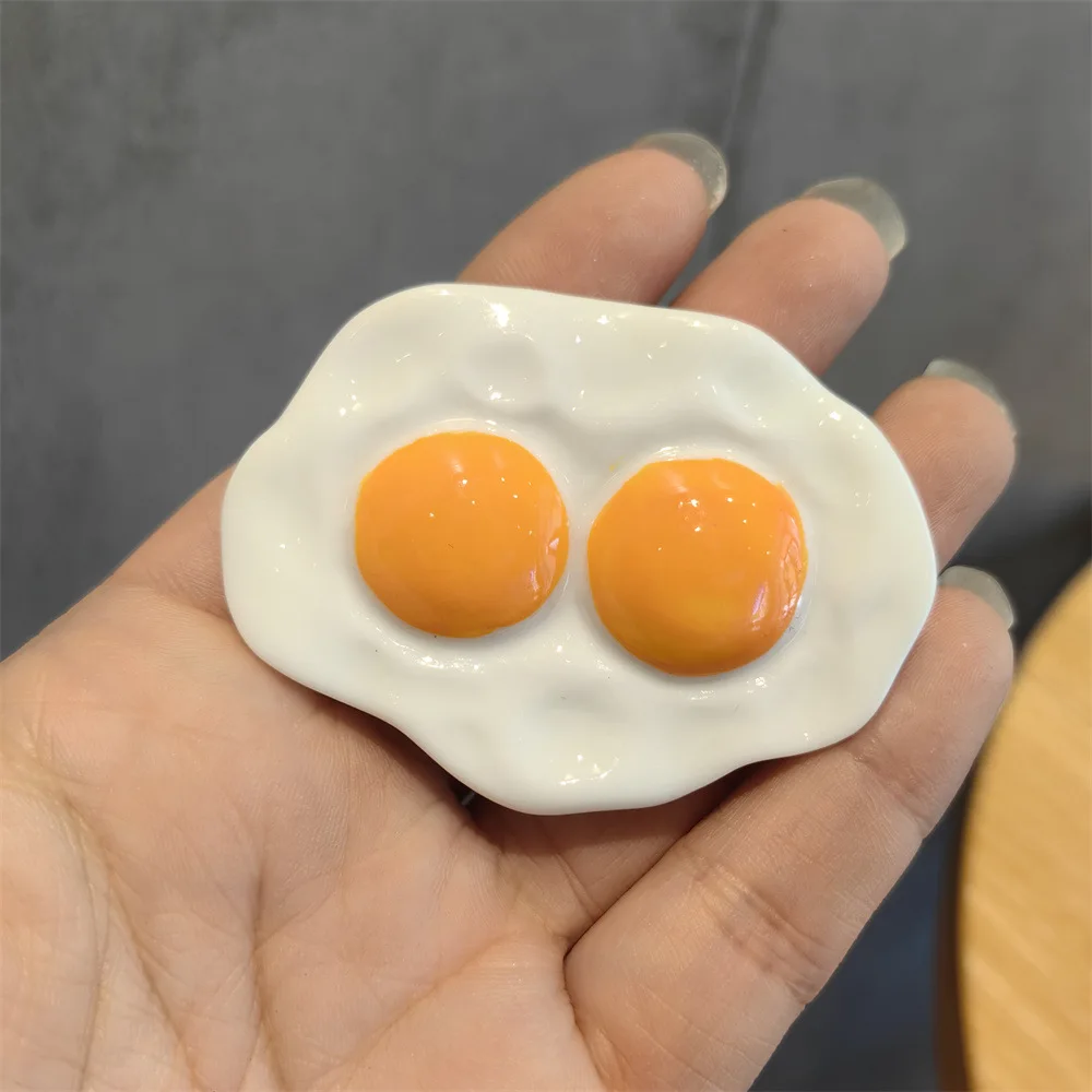 2 eggs