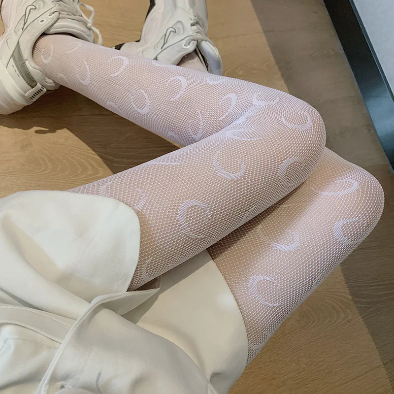 NO.10 White