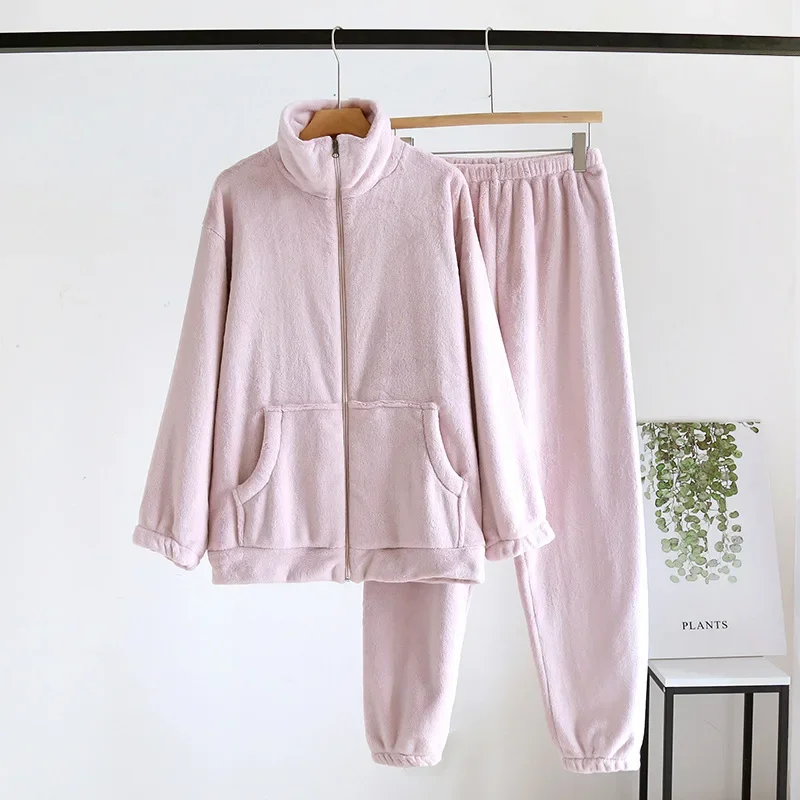 Pink (Women)
