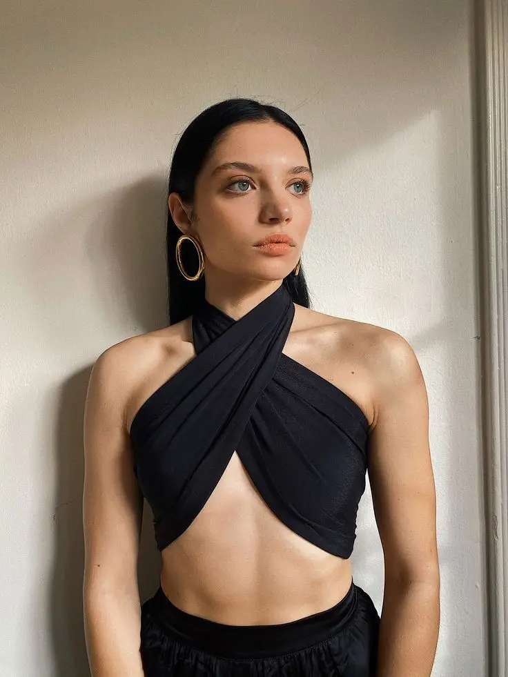 Black Sleeveless Sexy Crop Tops Women Backless Lacing Camis Wireless Bralette Tanks Spaghetti Strap Halter Cropped Top Camisole