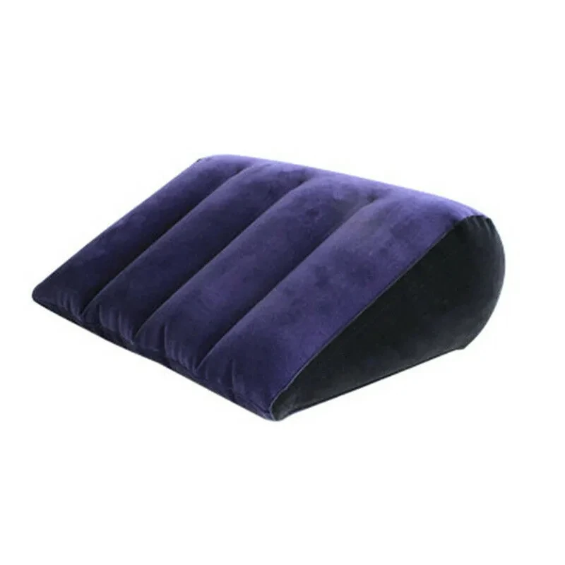 Triangular pillow