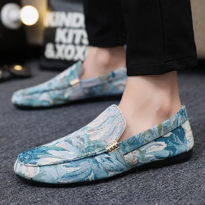 Man Printing Loafers Summer Shoes Men Walking Casual Light Canvas Shoes Male Breathable Fashion Flat Slip-on Footwear Sneakers