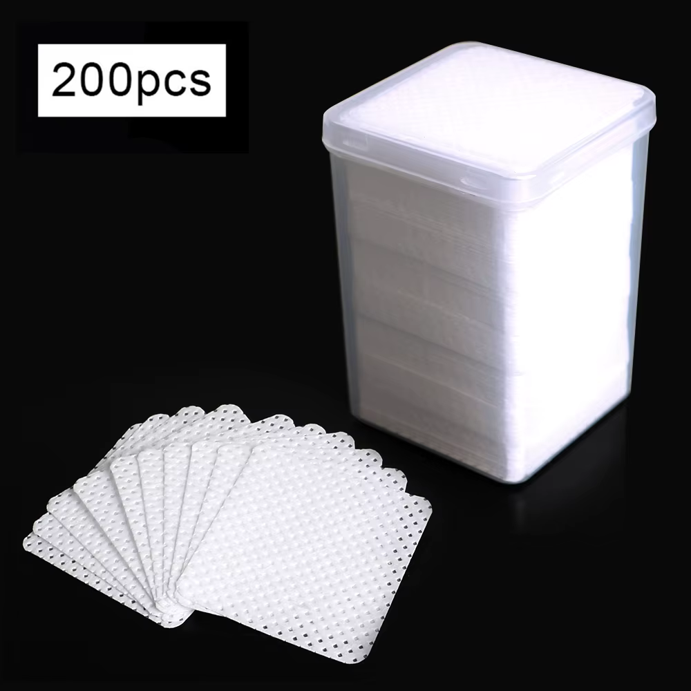 200pcs Lint Free Wipes Non-Woven Nail Polish Remover Pads Soft for Nails Eyelash Extensions Lash Glue Pink Wipes Packed in Case