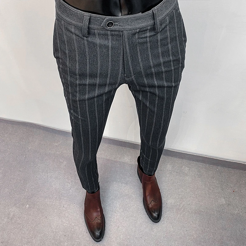 Dark Grey 03
