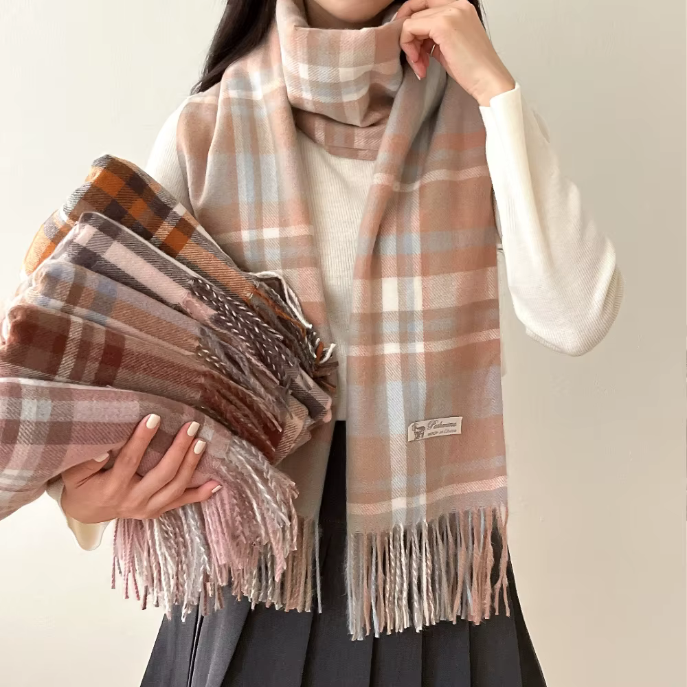 Organic dog sponsored cashmere check neckline muffler No. 10
