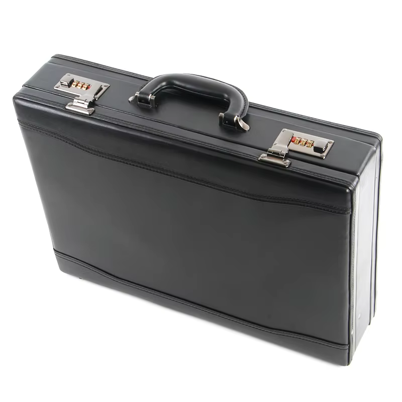 Men's vintage black Toolbox briefcase Luggage lawyer business password box Toolbox Prop box file box computer box Suitcases