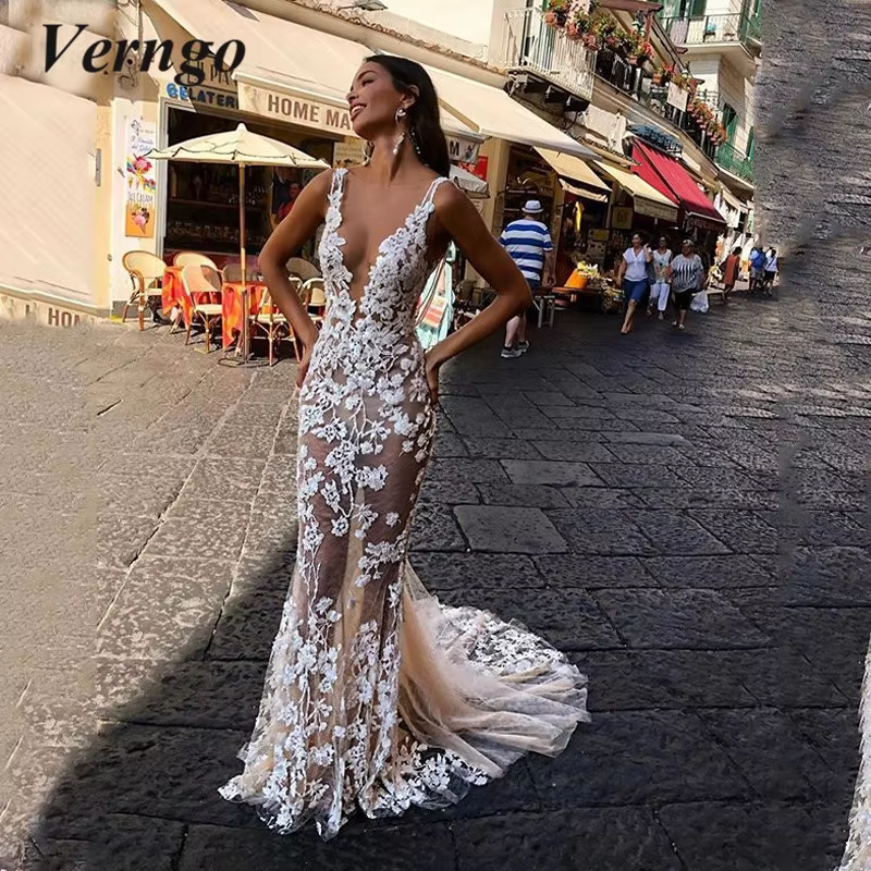 Verngo Sexy Mermaid Wedding Dress 2021 Champagne Nude Tulle Illusion Neck Lace Applique Bridal Gowns Open Back Vestido de noiva