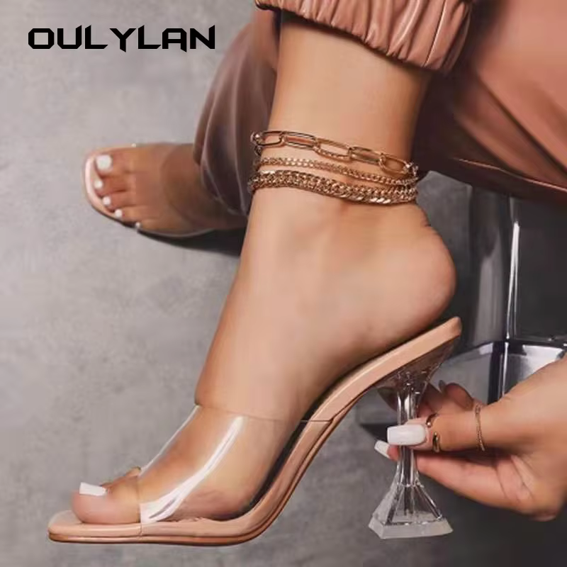 Crystal and slippers for women wearing a straight transparent band with leopard print, hating the sky, high cooldown