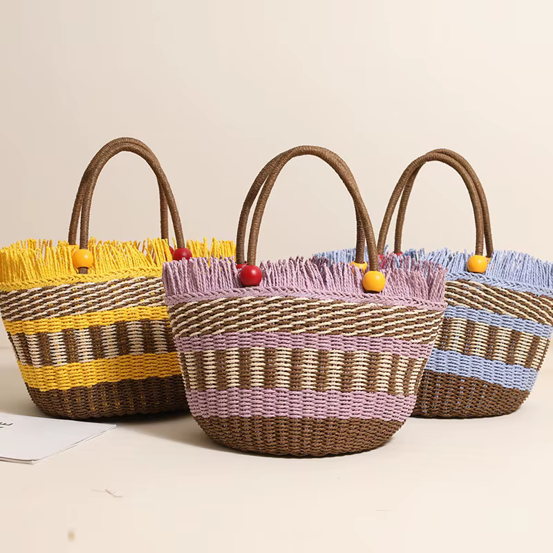 Fashion Hand-Woven Straw Bag with Wooden Beads for Vacation