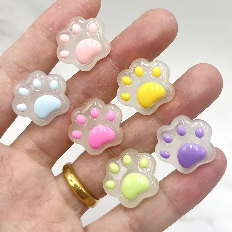 Colorful Transparent Cat Claw Shoe Charms Sandals Accessories For Wristbands Shoe Buckle Decorations Kid Gift Shoe Clips Badge
