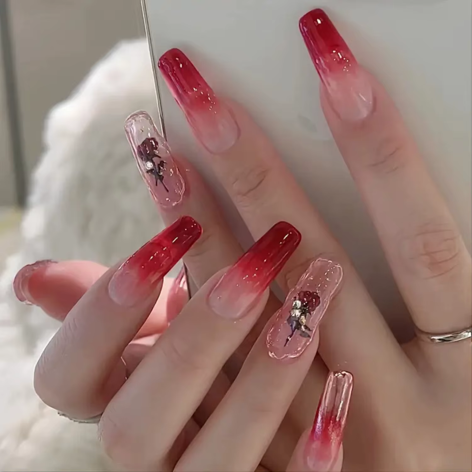 and out from the crowd with these fabulous and luxurious Gradient Jelly Finish Blood Rose Acrylic Fake Nails. Add a touch of ele