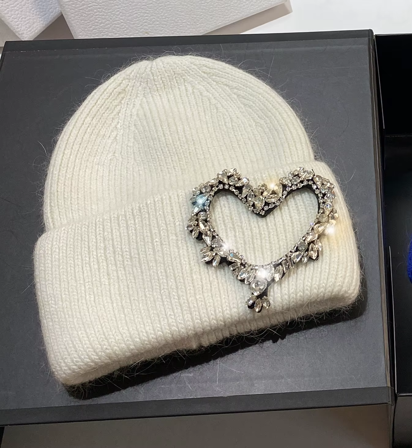 Luxury Heart Rhinestone Winter Beanies Women Solid Color Real Rabbit Fur Knitted Hat Lady Fashion Warm Pullover Caps Gifts