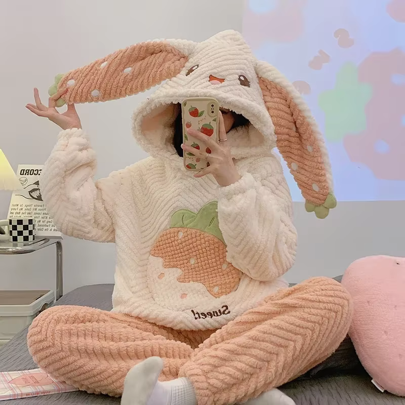 New Plush Set for Women Thickening Hooded Long Sleeve Outfits for Women 2 Piece Set Cute Strawberries Printing Women Clothe