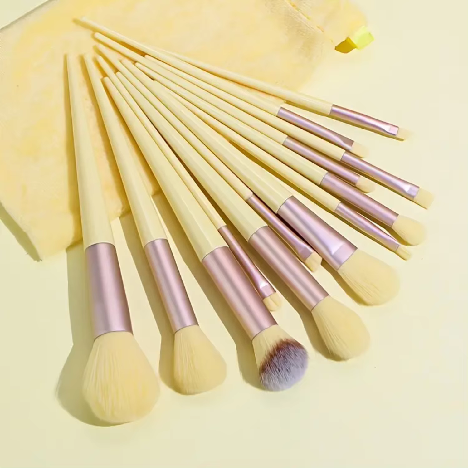 13pcs Makeup Brush Set & Storage Bag, Professional Cosmetic Accessories for Foundation Powder Eyeshadow Eyebrow Concealer Sculpt