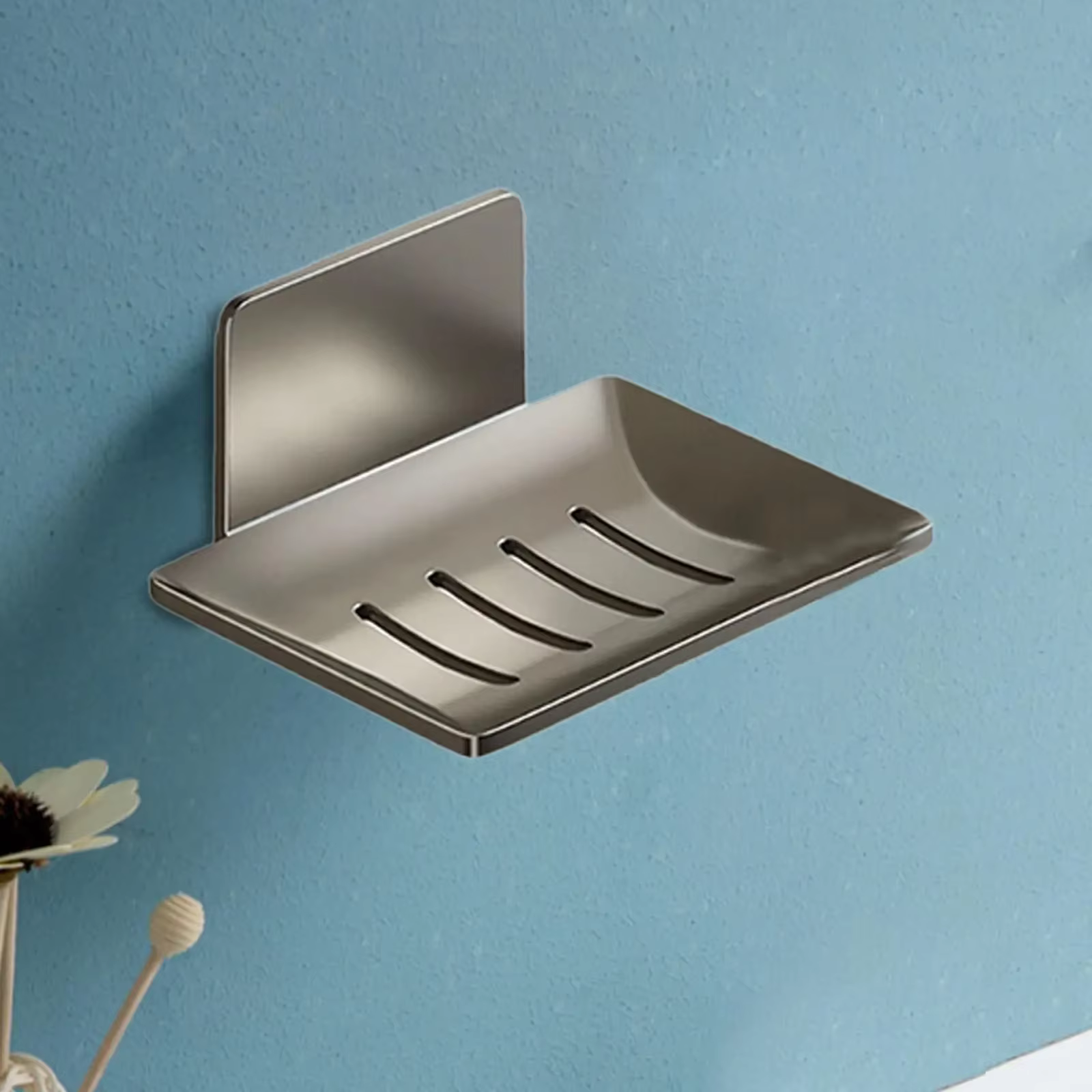 Bathroom wall hanging drain soap box, bar soap base, small aluminum decoration