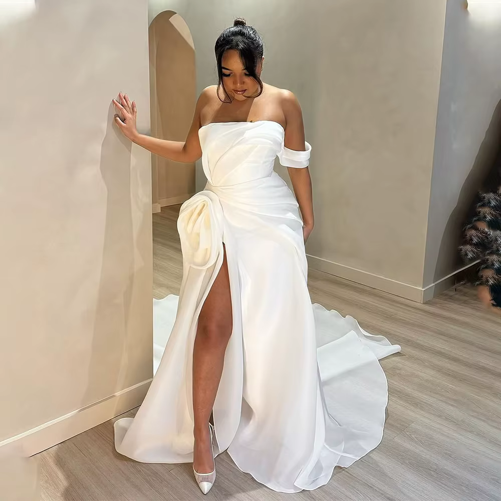 Modern Strapless Pleat Organza A Line Wedding Dresses Side Slit Custom Made Bridal Grown 2025 Vestido De Noival
