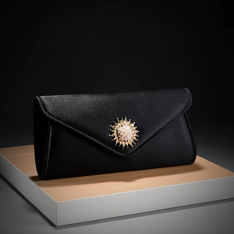 Wholesale Retro High-end Fold Design Rhinestone Chain Bag With Cool Style Handbags Party Wedding Dress Bag Evening Bags